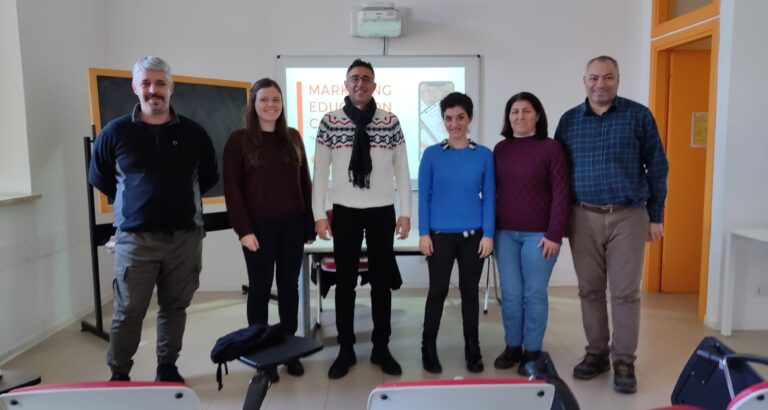 training participants of EGInA's marketing course